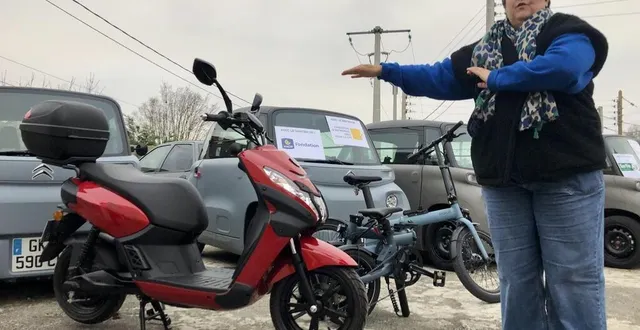 photo  citroën ami, scooters, vélos pliants : au mans, l’association carbur’péra a reçu de nouveaux véhicules neufs, la plupart électriques. ils ont été présentés par la directrice, cathy bataille.  &copy;  le maine libre 