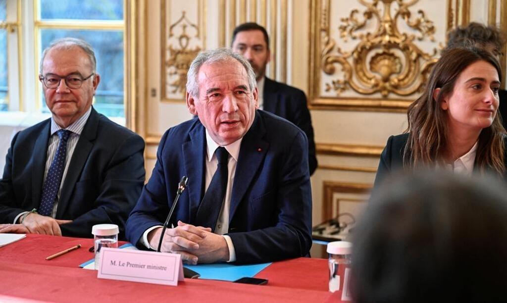 Le nouveau gouvernement sera annoncé à 18 h 30 ce lundi, selon l’Élysée