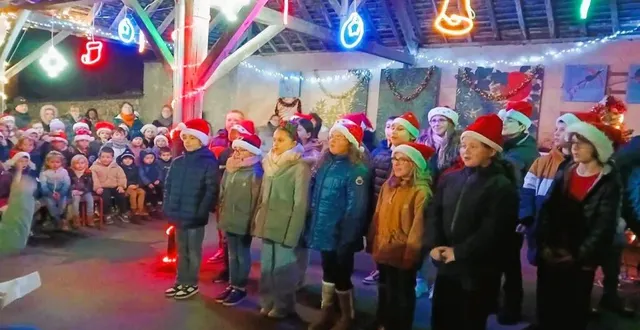 photo  les élèves ont présenté un spectacle préparé de longue date avec leurs instituteurs.  &copy;  le maine libre 