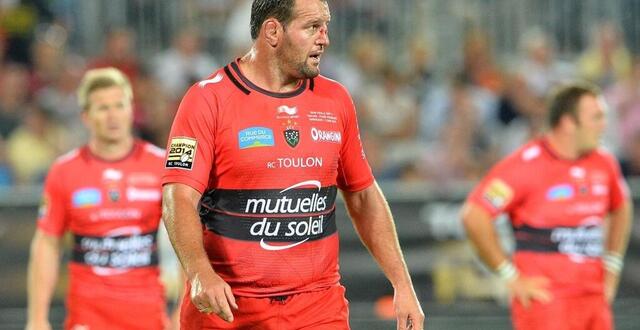 photo  ancien du rc toulon, carl hayman vit une terrible descente aux enfers depuis la fin de sa carrière… qui pourrait le faire atterrir en prison.  ©  photo archives : nicolas tucat / afp 