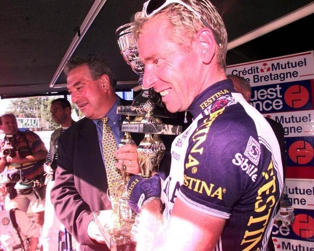 photo pascal hervé, vainqueur du gp de plouay, en 1998.  ©  ouest france