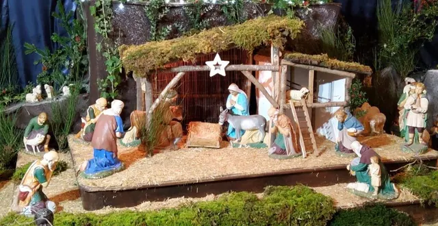 photo  la crèche de noël, voyage dans la tradition et la magie des fêtes.  &copy;  le maine libre 