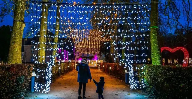 photo  profitez des illuminations à l’abbaye de l’épau à partir de 17 h 30.  &copy;  photo le maine libre - yvon loué 