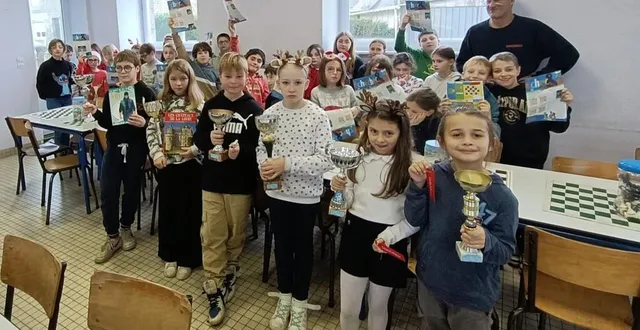 photo  des coupes et des livrets ont récompensé les enfants  &copy;  ouest-france 