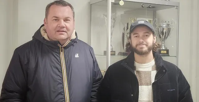 photo  yann ducroizé, nouveau président de l’as sarceaux et theo dufour, en charge de la communication.  &copy;  ouest-france 