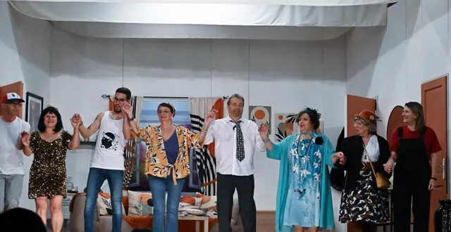 photo  encore un beau succès pour la scène conlinoise.  &copy;  le maine libre 