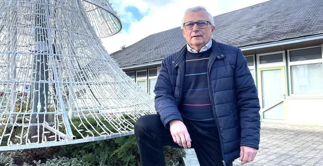 photo  le maire de cherré-au, jannick niel, est fier du développement de sa commune.  &copy;  le maine libre 