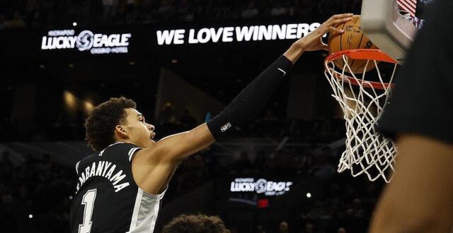 photo  victor wembanyama est souvent en bonne place dans les tops hebdomadaires des meilleures actions en nba.  ©  getty images via afp 