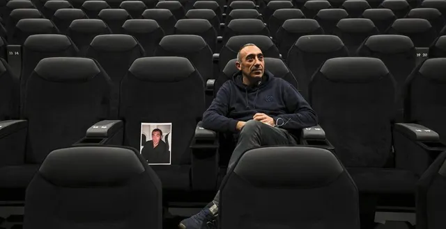 photo  avant de devenir le directeur du cinéma cgr de saint-saturnin en décembre 2006, laurent barriquault a beaucoup bourlingué. il raconte qui il était au début de l’an 2000.  &copy;  le maine libre - denis lambert 