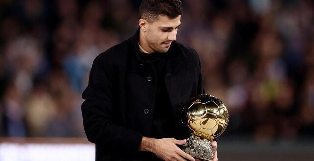 photo  rodri a répondu à cristiano ronaldo après ses critiques sur son ballon d’or.  ©  photo : naomi baker / getty images via afp 