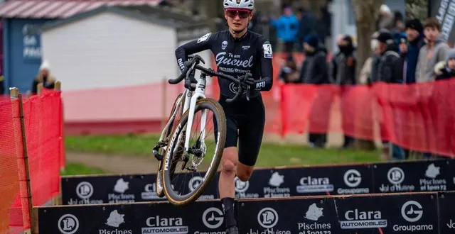 photo  la sarthoise noémie garnier, vainqueur de la septième et la huitième manche de la coupe de france de cyclo-cross à la ferté-bernard en décembre 2024, sera l’une des attractions du cyclo-cross de sablé-sur-sarthe, dimanche 5 janvier 2025.  &copy;  arnaud despelchain 
