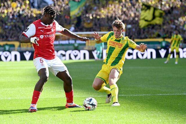 photo emmanuel agbadou devrait quitter le stade de reims, selon l'équipe.  ©  photo : marc roger / ouest-france