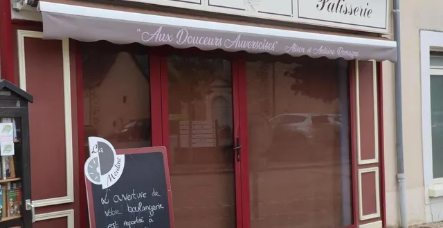 photo  la boulangerie a été confiée à jonathan vincendeau et amandine letessier en location-gérance par la mairie depuis septembre 2023.  &copy;  archives ouest-france 