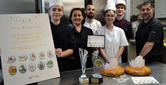 photo  l’équipe de tartines & gourmandises présentant les fèvessélectionnées et les galettes.  &copy;  le maine libre 