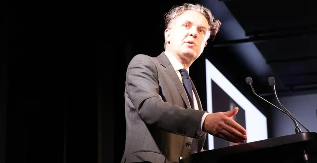 photo  lors de la cérémonie des vœux aux angevins, au centre de congrès, ce lundi 6 janvier, christophe béchu a fait des annonces en matière de sécurité.  &copy;  ouest-france 