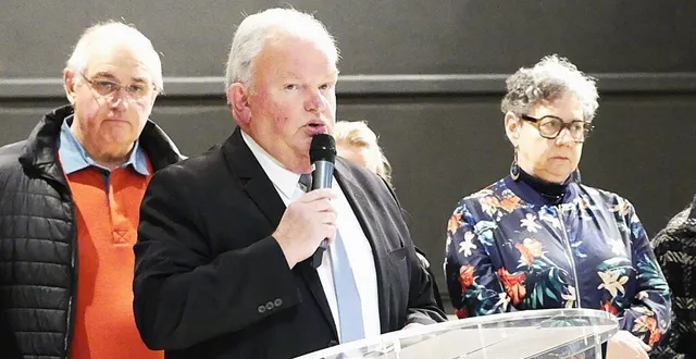 photo  si des professionnels de santé ont été contactés, rien de concret pour l’instant, selon le maire.  &copy;  le maine libre 