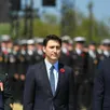 photo  le 6 juin 2024, justin trudeau, premier ministre du canada, a assisté à la cérémonie commémorative du d-day, à courseulles-sur-mer (calvados) avec gabriel attal, premier ministre, et le prince d’angleterre, william. 