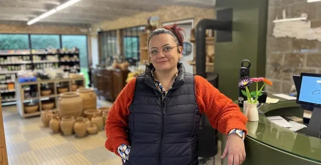 photo  maria thalassinaki-radoux a ouvert son épicerie prestige crétois à messei (orne) mercredi 11 décembre 2024 après un an et demi de travaux.  &copy;  ouest-france 