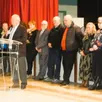 photo  entouré du conseil municipal, le maire dominique flament expose à ses concitoyens le bilan de l’année, mais surtout présente les projets pour 2025 