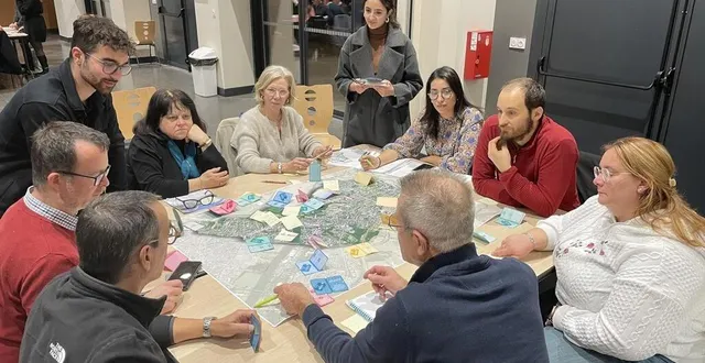 photo  une concertation citoyenne sur l’aménagement du centre-ville de sablé-sur-sarthe était organisée, mardi 7 janvier 2025.  &copy;  le maine libre 