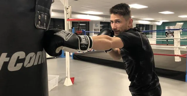 photo  hugo raça, boxeur amateur alençonnais, va disputer les championnats de france.  &copy;  ouest-france 