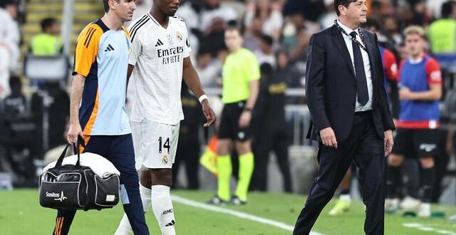 photo  aurélien tchouaméni a été contraint de sortir sur blessure lors de la demi-finale de supercoupe d’espagne contre majorque, ce jeudi 9 janvier.  ©  fadel senna / afp 