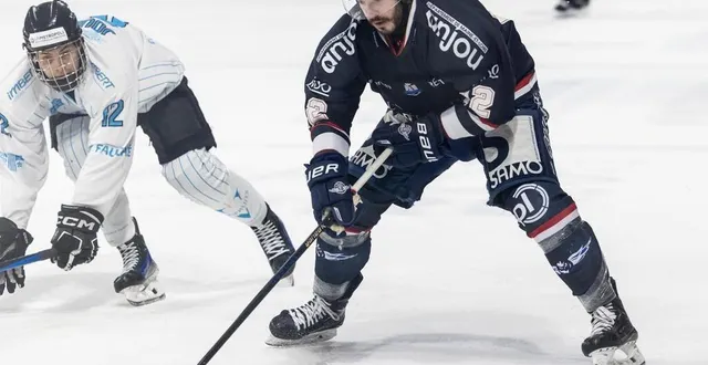 photo  jonathan charbonneau et les ducs reçoivent gap.  &copy;  photo co - régine lemarchand 