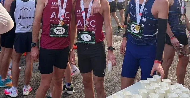 photo  hugo levillain et antoine lesouève (maillots rouges) seront favoris pour le titre de champion de l’orne, ce samedi 11 janvier sur la plaine de sports d’alençon.  &copy;  photo : ouest-france 