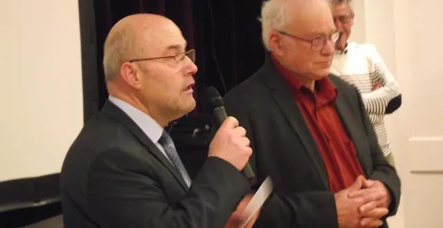 photo  laurent hubert, maire de villaines-sous-malicorne, près de la flèche (sarthe), lors de ses vœux aux habitants et aux élus, jeudi 9 janvier 2025.  &copy;  ouest-france 