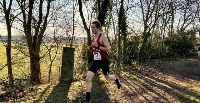 photo  l’arciste antoine lesouève en balade sur la plaine des sports d’alençon.  &copy;  ouest-france 
