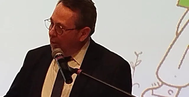 photo  « ensemble, faisons de changé une ville plus humaine, plus solidaire et plus verte ».  &copy;  le maine libre 