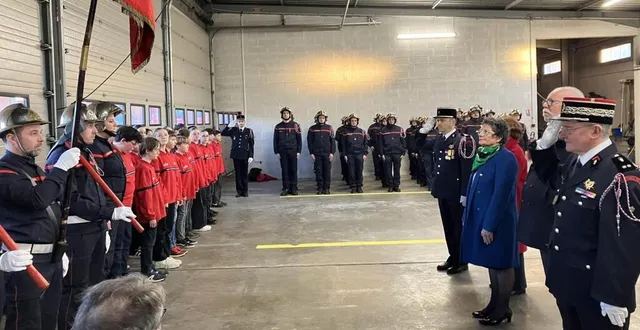 photo  lors de la cérémonie de la sainte-barbe.  &copy;  co 