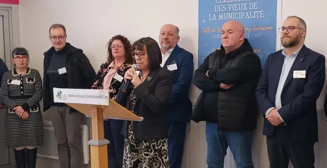 photo  maire de brissac-loire-aubance, sylvie sourisseau a présenté à ses concitoyens les vœux de l’équipe municipale.  &copy;  co 