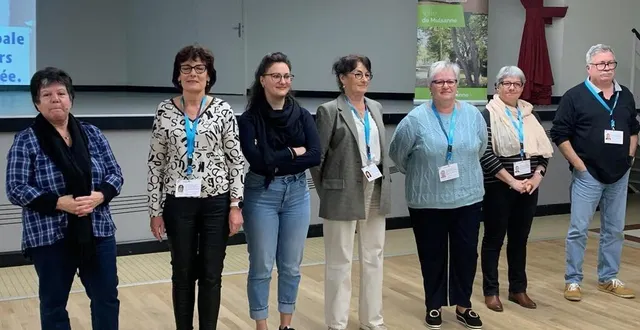 photo  les agents recenseurs ont été présentés à la population en marge de la cérémonie des vœux.   &copy;  le maine libre 