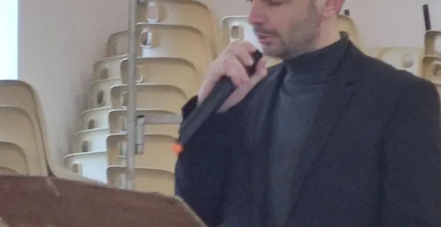 photo  anaël robert a dénoncé ce qu’il a nommé comme étant « un racket » du syndicat intercommunal la participation de challain aux frais de fonctionnement dudit syndicat.  &copy;  ouest-france 