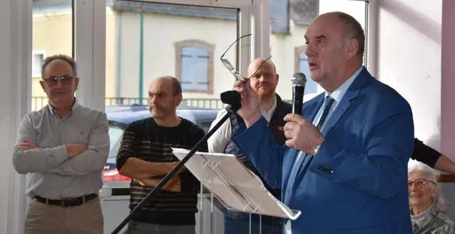 photo  le maire michel froger.  &copy;  le maine libre 