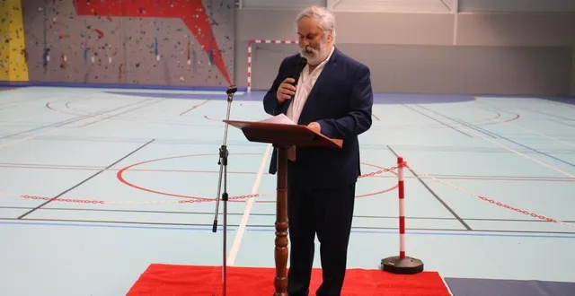 photo  au gymnase, andré trottet a présenté les vœux de la municipalité à la population.  &copy;  ouest-france 