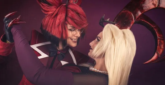 photo  le duo alastor (livanart) et lilith (vilina), tiré de la série hazbin hotel, « qui cartonne dans les conventions de cosplay ». livarnat, cosplayeuse reconnue, est en charge du nouveau championnat geek life cosplay.  &copy;  sharx photo 
