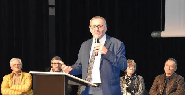 photo  arnaud mangella a évoqué des projets dans un contexte particulier.  &copy;  le maine libre 