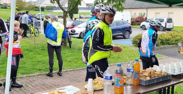 photo  habituellement, on dénombre entre 800 et 1 000 participants, toutes disciplines confondues.  &copy;  les copains du vélo 