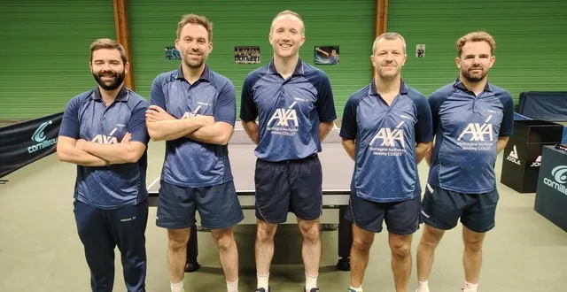 photo  emmenés par leur coach, célien pallot (à gauche), les pongistes de l’étoile alençonnaise n’aspirent qu’à une chose : prendre du plaisir en n3.  &copy;  ouest-france 