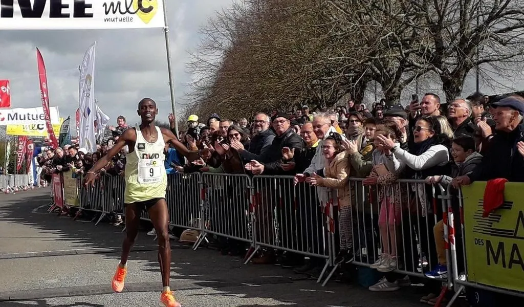 « Parmi les dix meilleurs en France » ce semimarathon en Anjou désormais labellisé . Sport