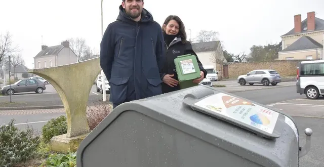 photo  david georget, vice-président de 3rd’anjou pour les vallées du haut-anjou, et blandine copie, responsable de la prévention des déchets à 3rd’anjou.  &copy;  co – joël audouin 