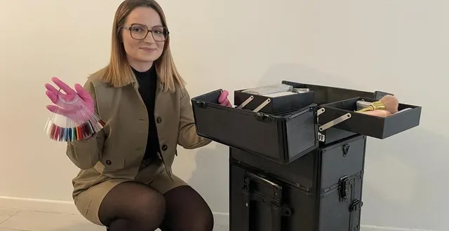 photo  à 22 ans, lucile page est esthéticienne et prothésiste ongulaire à domicile. elle est installée à précigné, près de sablé-sur-sarthe.  &copy;  le maine libre 