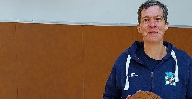 photo  sophie a de multiples casquettes au sein de son club de flers-saint-georges.  &copy;  ouest-france 