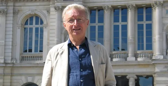 photo  michel poisson, maire et mélomane dans le haut-anjou.  &copy;  co 