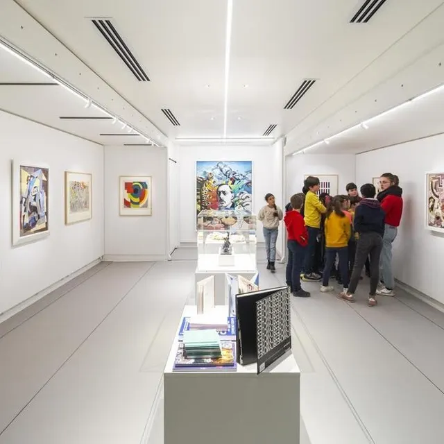 photo de nombreux scolaires sont accueillis pendant la tournée du mumo x centre pompidou. mais à chaque étape, des créneaux ouverts à tous sont aussi proposés.  ©  mumo x centre pompidou