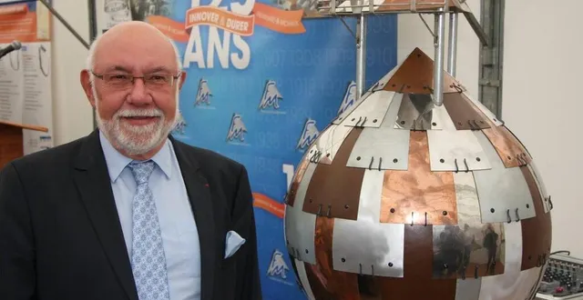 photo  jacques frénéhard, président du conseil de surveillance de frénéhard et michaux, est fait officier de la légion d’honneur.  &copy;  archives ouest-france 