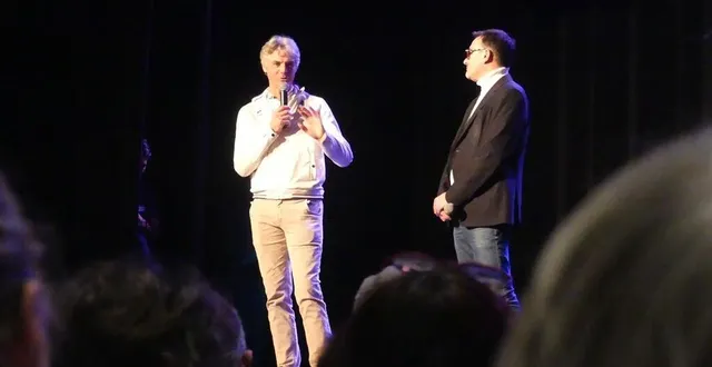 photo  karim laghouag a été invité aux vœux de la communauté de communes cœur du perche par thierry liger, samedi, pour évoquer son parcours.  &copy;  ouest-france 