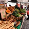 photo  un stand de légumes frais sur un marché de l’ouest (photo d’illustration). 